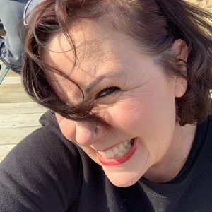 Meet your Posher, Candi